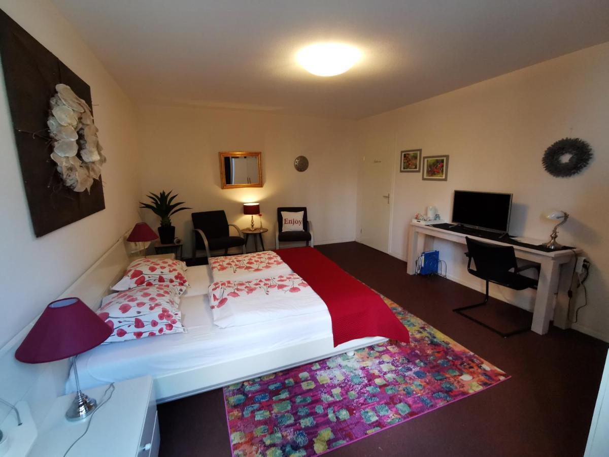 Bed and Breakfast Housing De Brouwerij Westdorpe Esterno foto